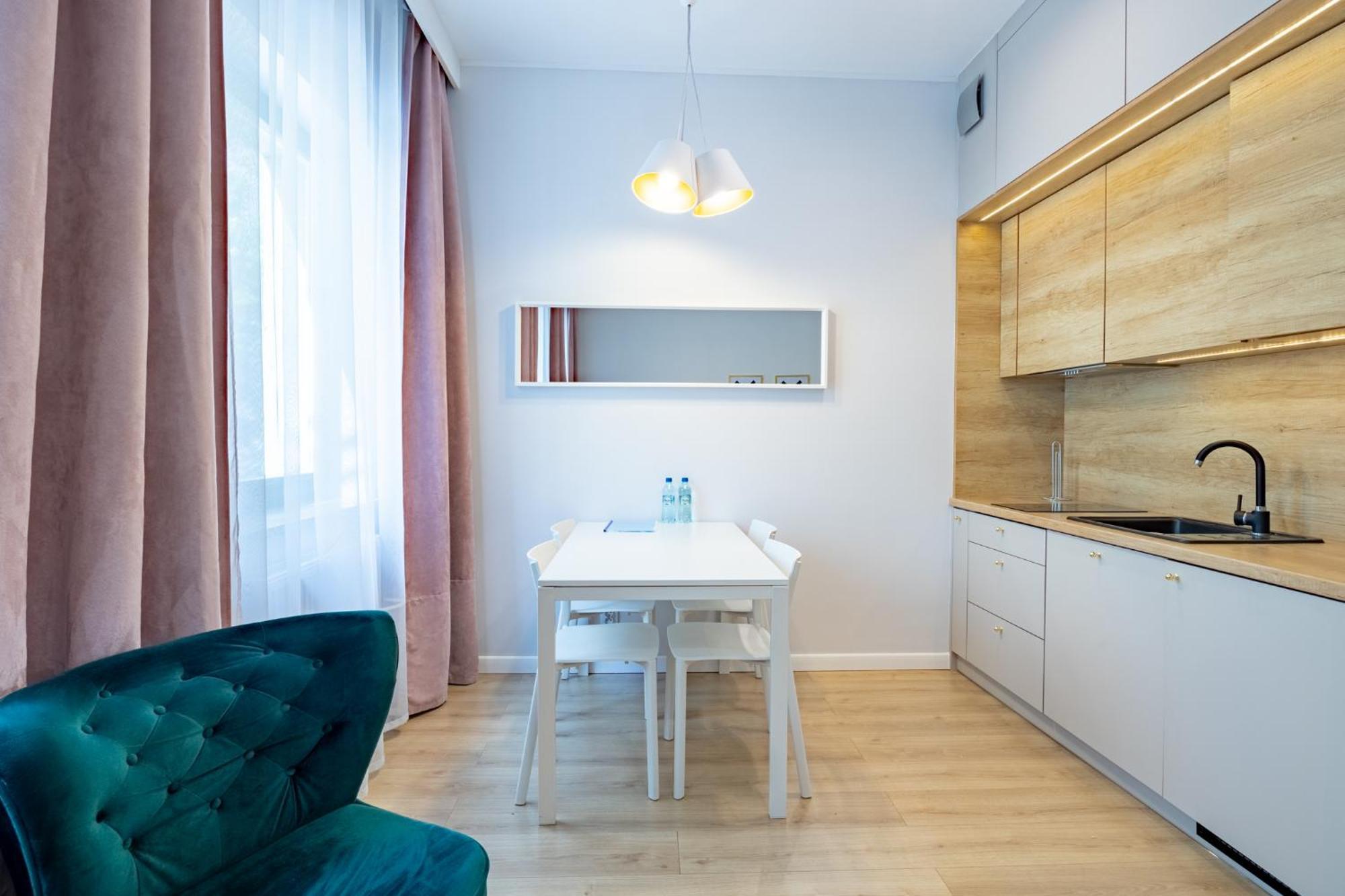 Apartamenty Rondo シフィノウイシチェ エクステリア 写真
